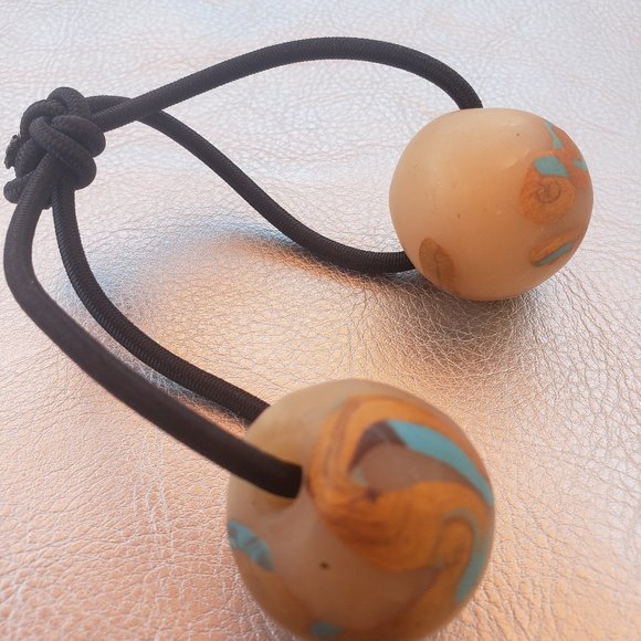 HEIRLOOM Ponytail Holder - Picture 3 of 3